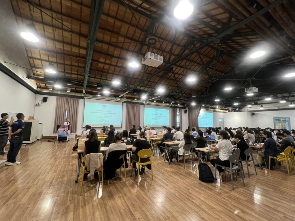 圖一：演講於5259|5260多功能教室順利舉行，座無虛席。